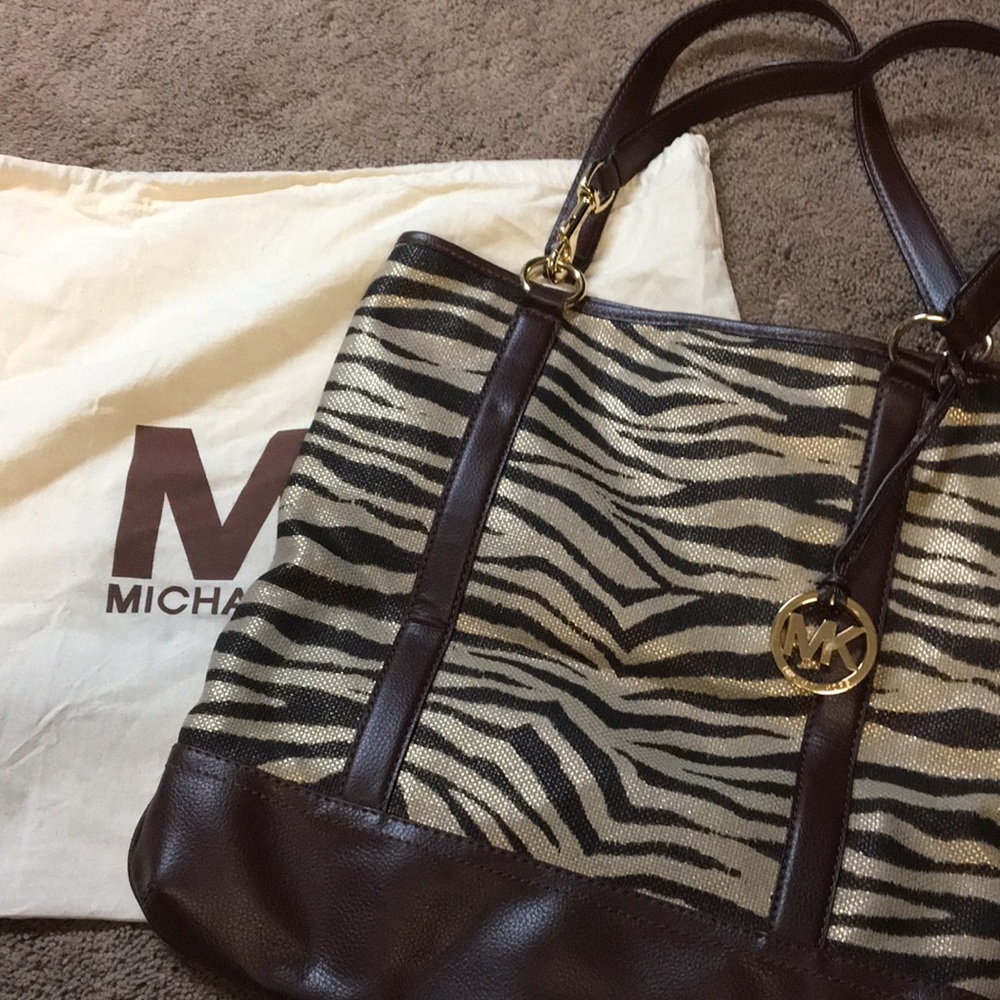 Michael Kors tote